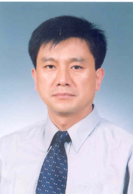 서 홍 석 사진